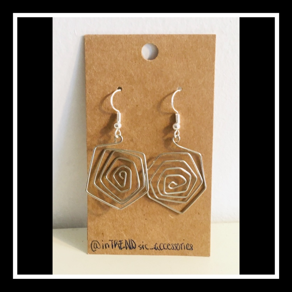 3D Cobweb 🕸 🎃 Drop Down Handmade Earring Design